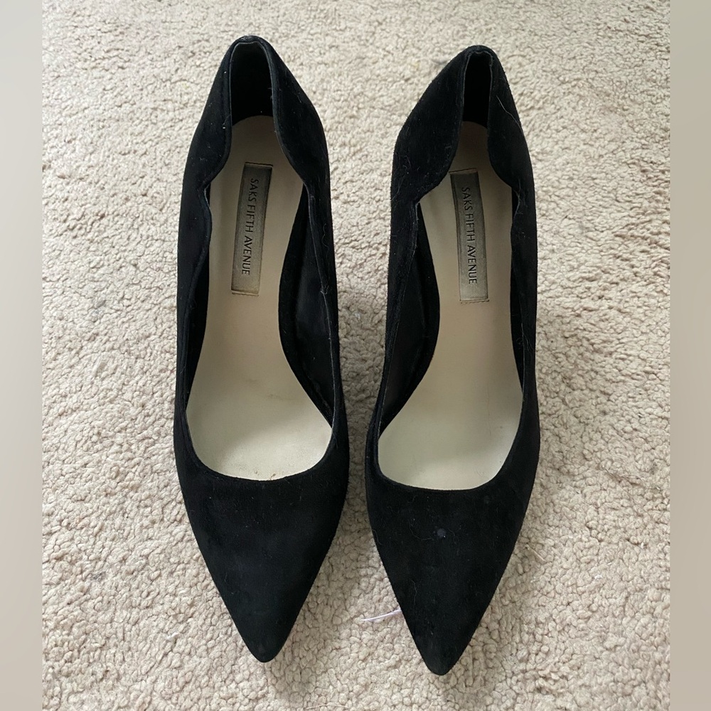Saks Fifth Avenue Black Pumps